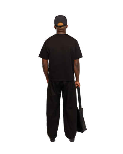 V2 (minimalist beefy tee black)