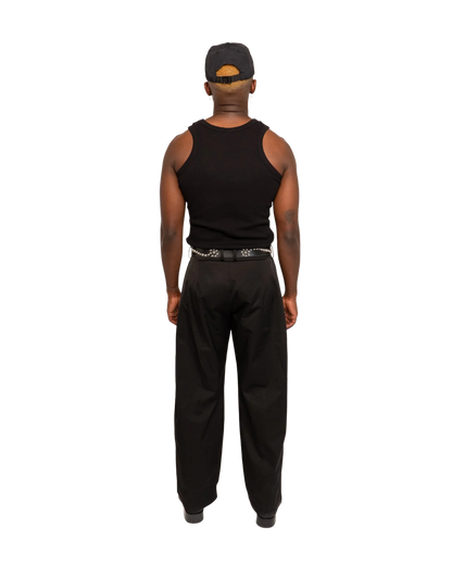 the tank (black)