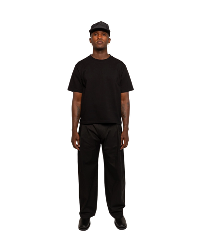 V2 (minimalist beefy tee black)