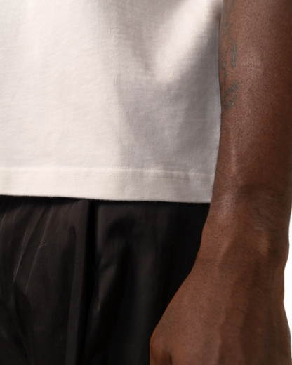 V2 (minimalist beefy tee white)