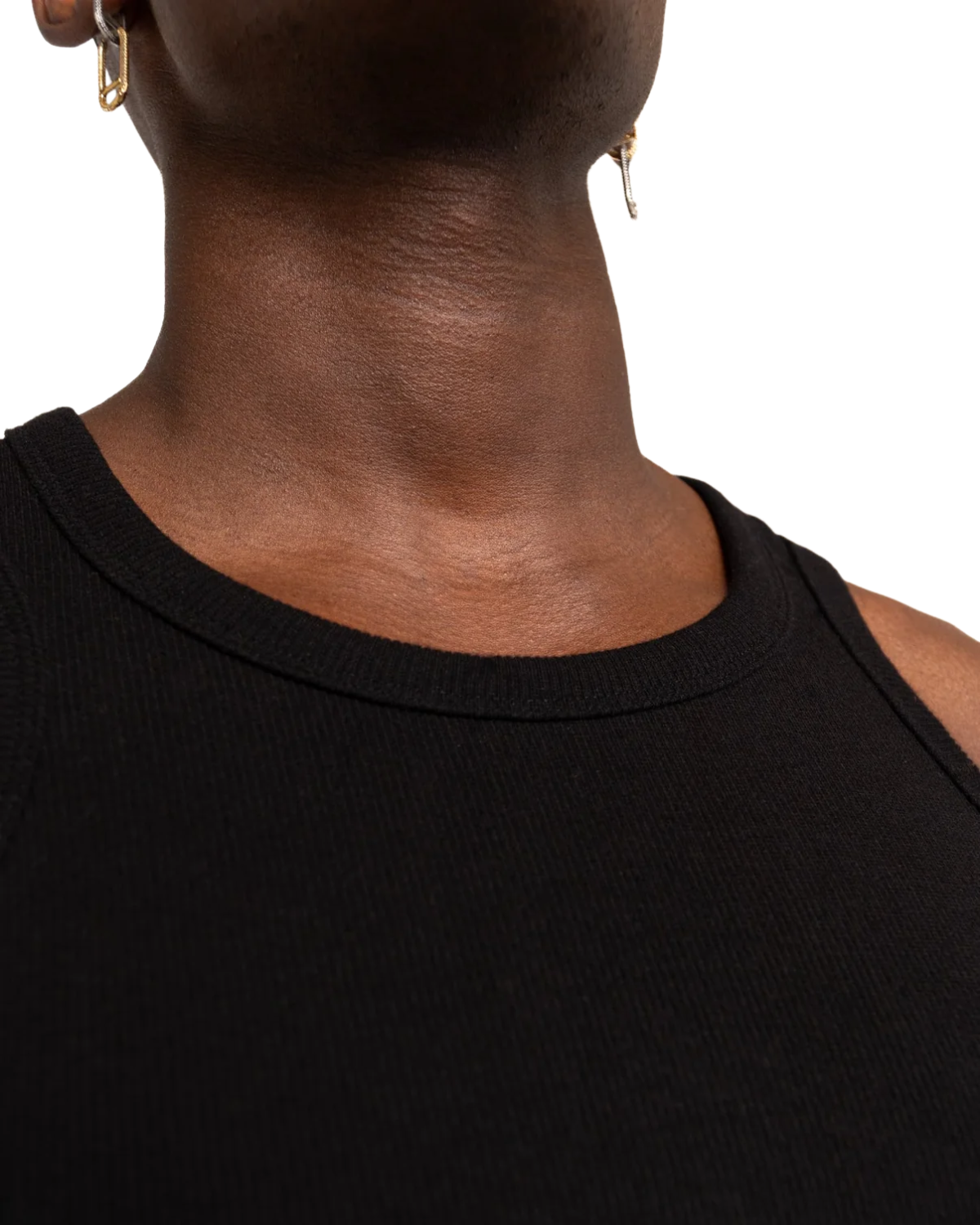 the tank (black)